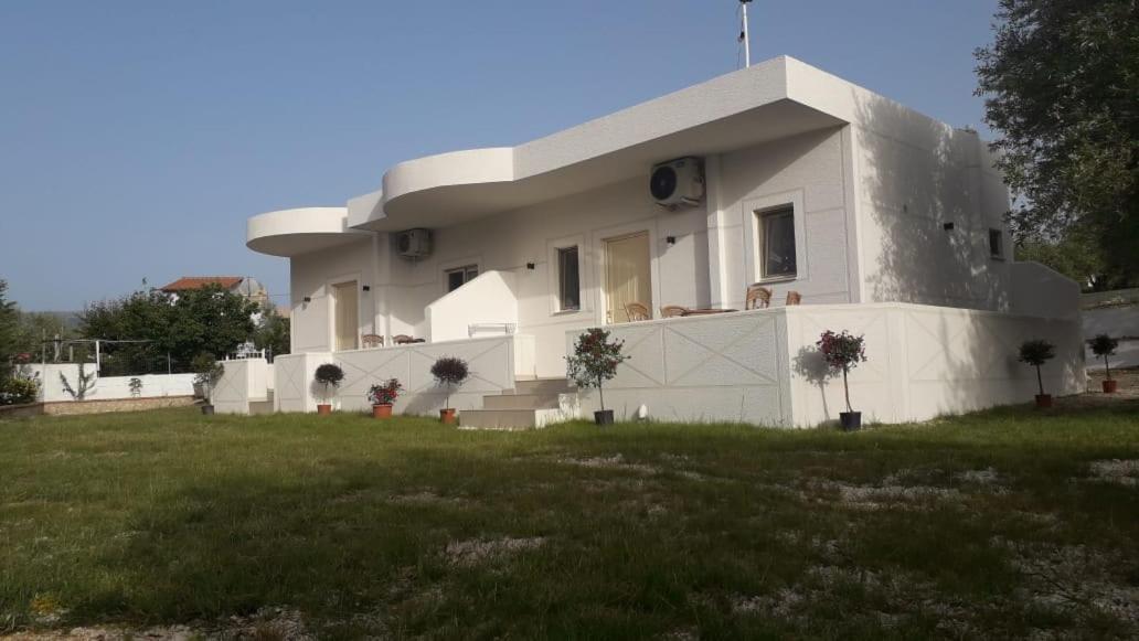 Vila Juna Εξαμίλιο Εξωτερικό φωτογραφία