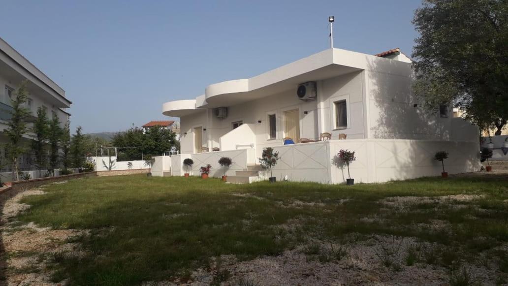 Vila Juna Εξαμίλιο Εξωτερικό φωτογραφία